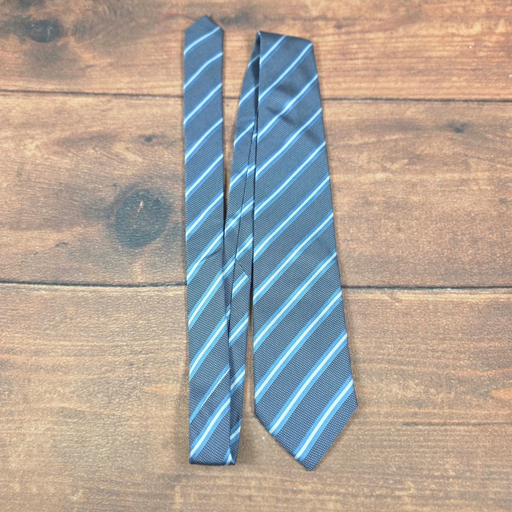 Giorgio Armani Necktie Mens OS Blue Good Striped Silk Made in Italy Luxury